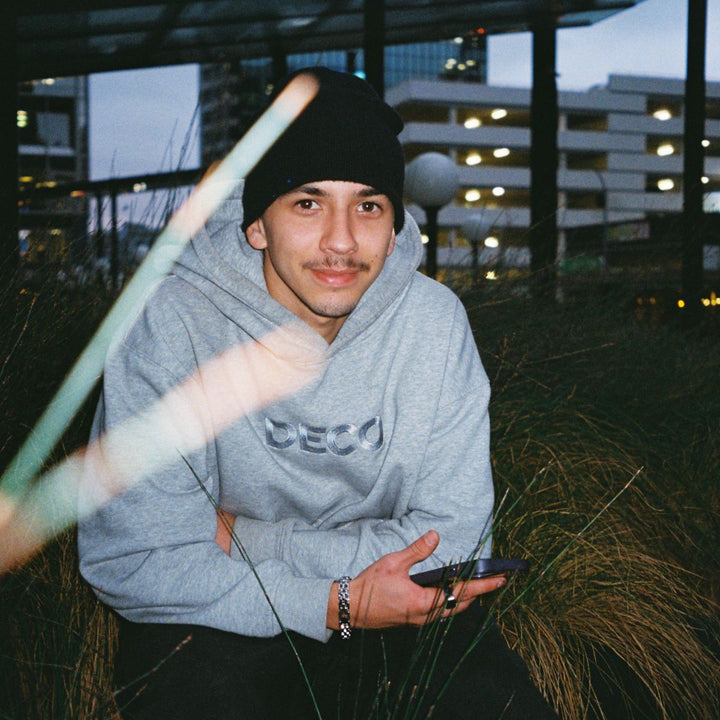 FOREVER EMB PULLOVER HOODIE - CONCRETE GREY